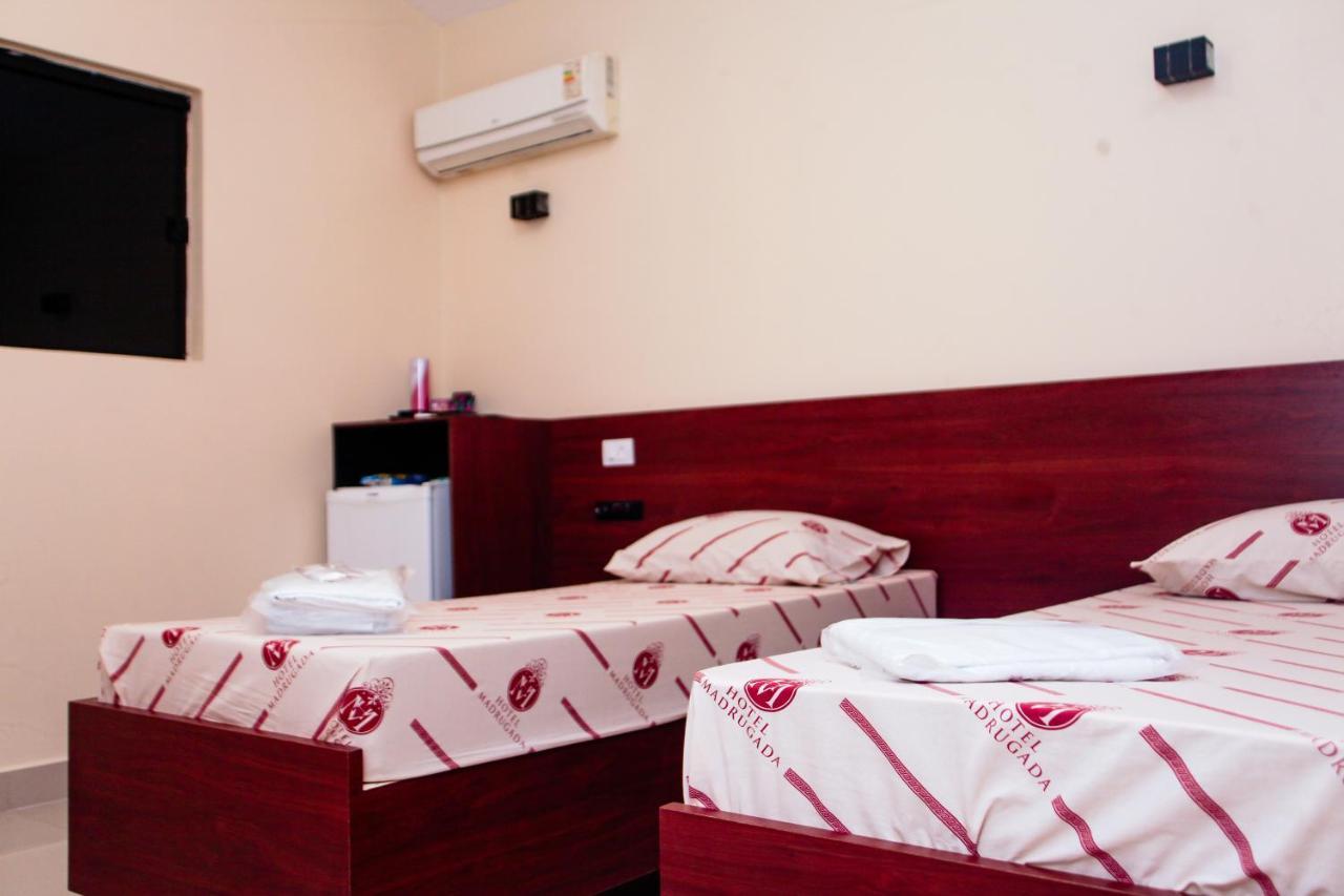 Hotel E Motel Madrugada Itu Kültér fotó